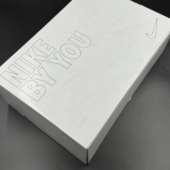 Nike Dunk High By You - Picture 12 of 13